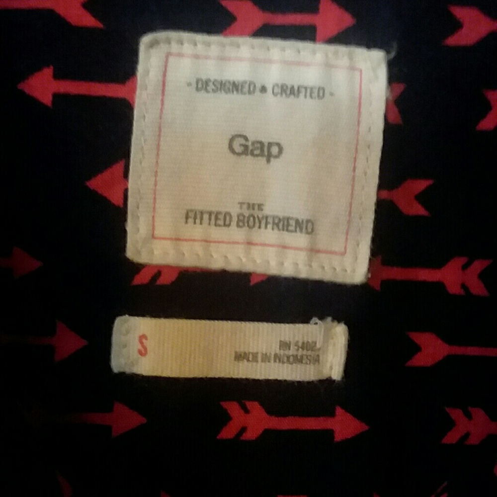 Gap Arrow Print Button Down Shirt - image 4